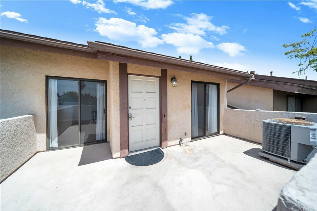 Property Photo:  1231 S Golden West Avenue 20  CA 91007 