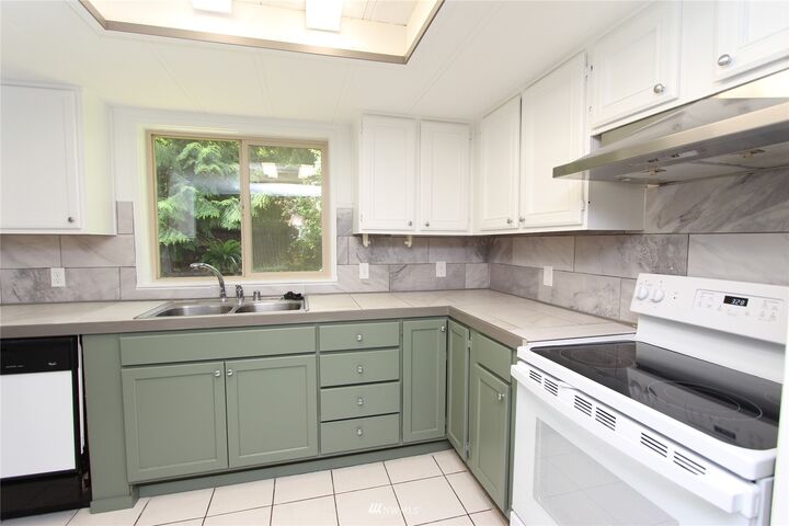 Property Photo: 3800 Saratoga Road WA 98260