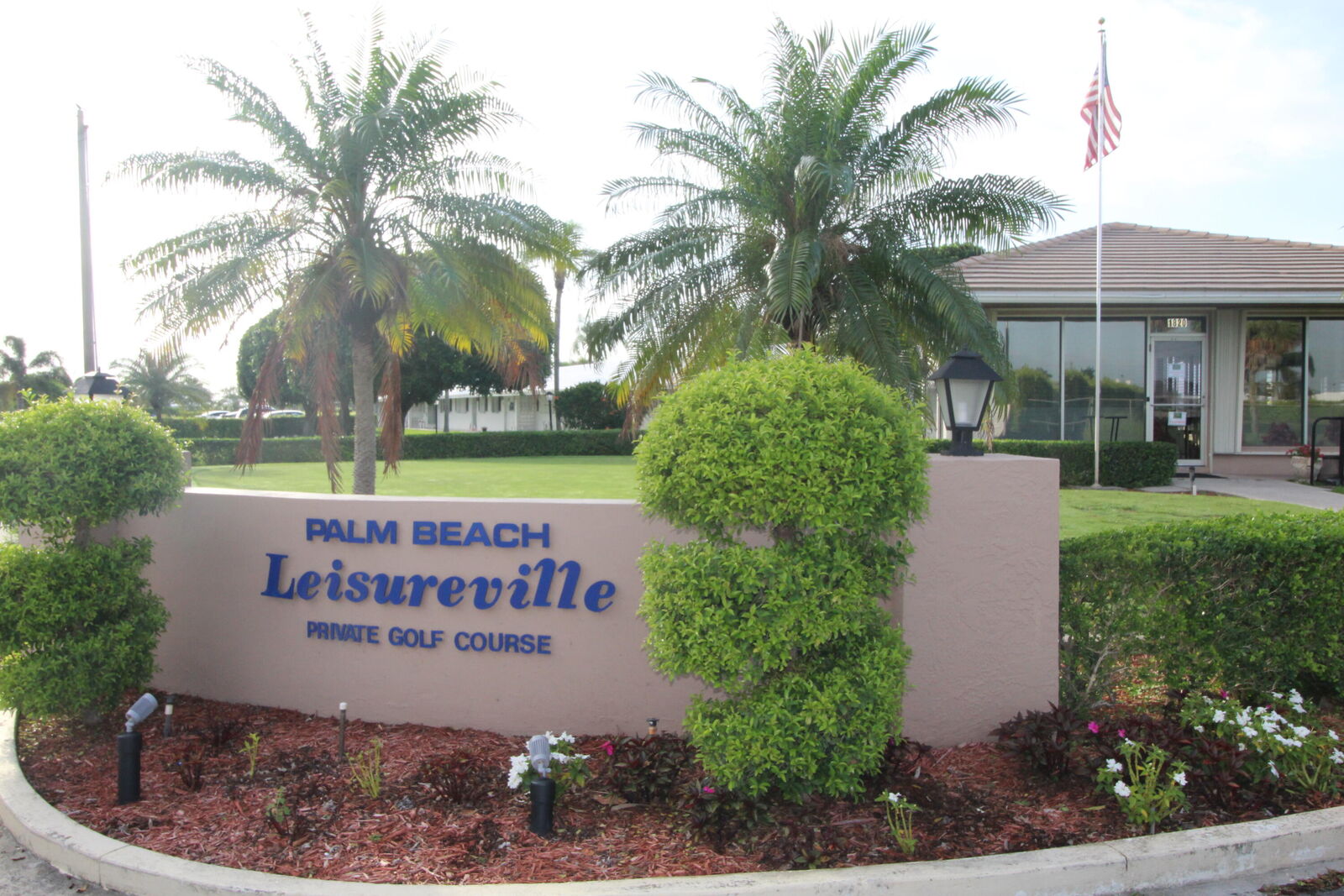 Property Photo:  1103 SW 16th Street  FL 33426 