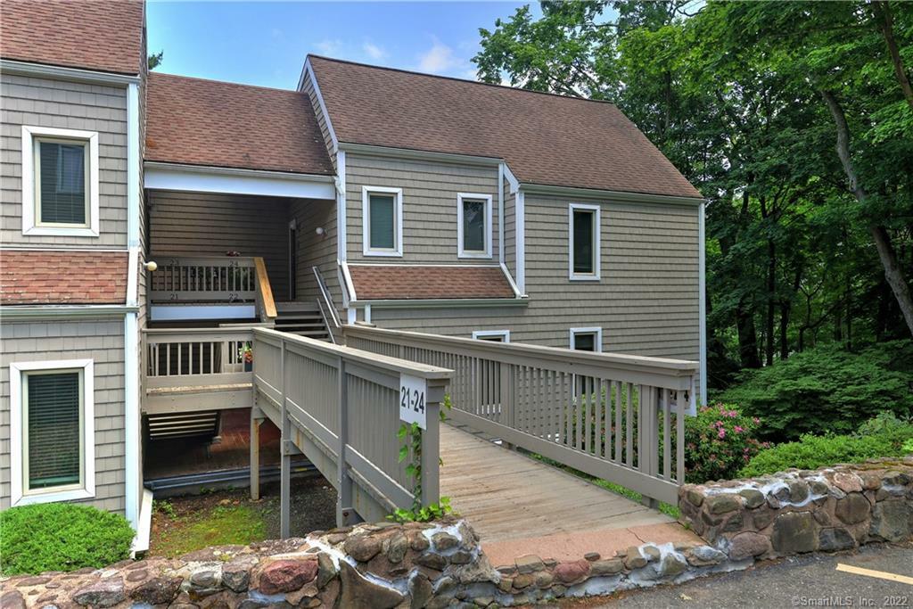 Property Photo: 360 Fountain Street 22 CT 06515