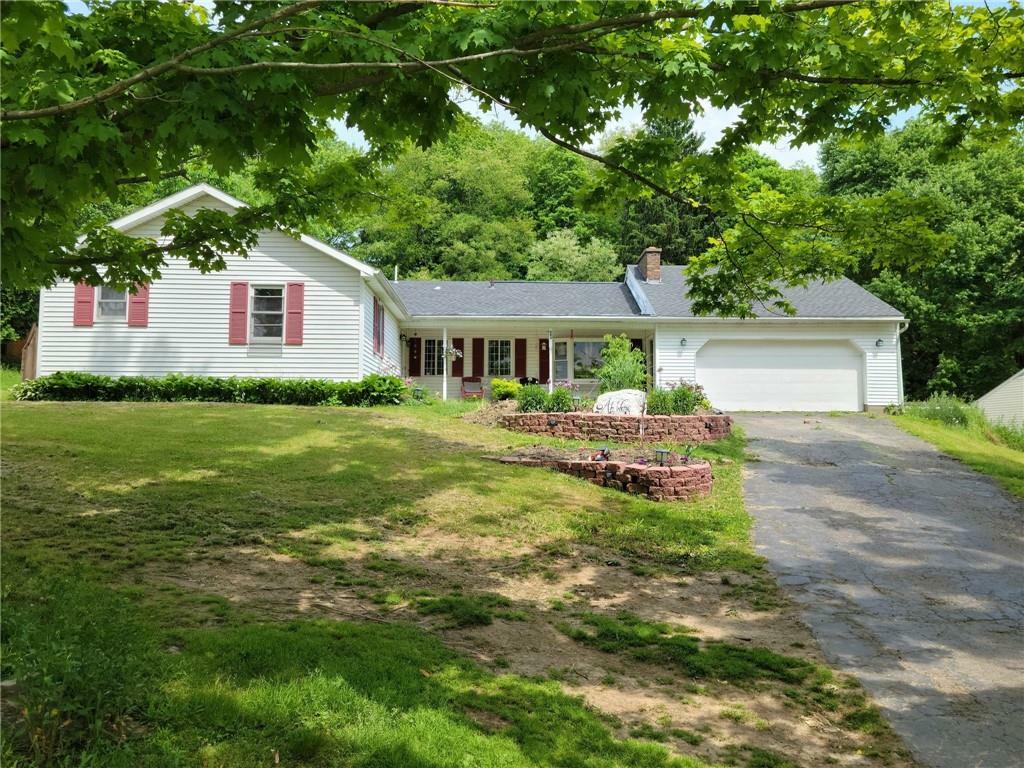 Property Photo: 343 Parkview Drive PA 16433