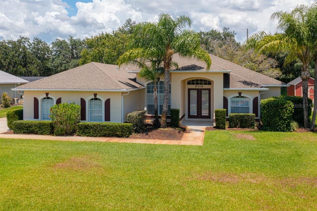 Property Photo: 5319 Crane Hill Court FL 34771