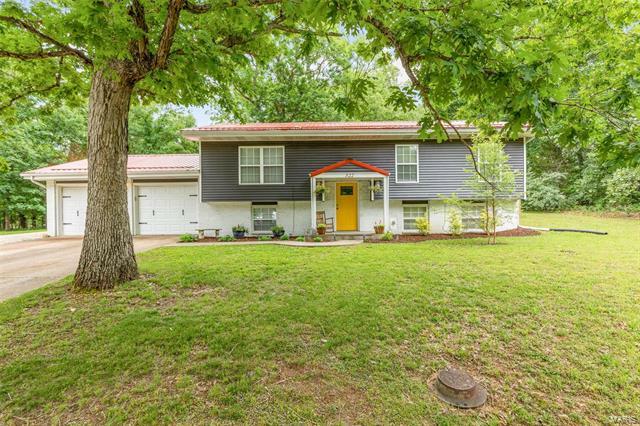 Property Photo:  322 Saint Pierre Street  MO 63628 