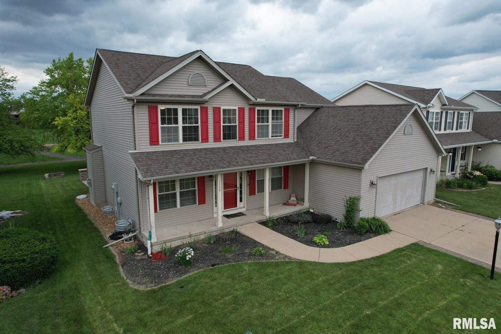Property Photo:  1539 W Meadowview  IL 61525 
