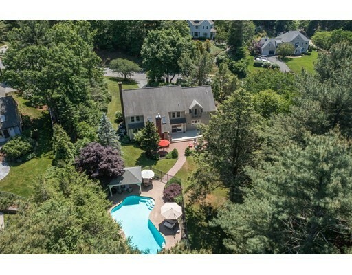 Property Photo: 10 Windsor Ln MA 02050