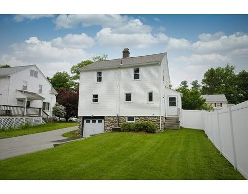 Property Photo: 35 Dellwood Rd MA 01602