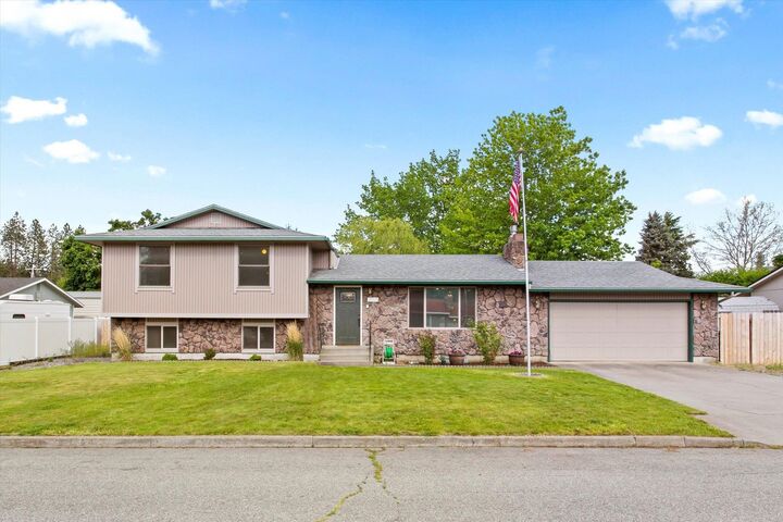 2615 S Cherry Rd  Spokane Valley WA 99216 photo