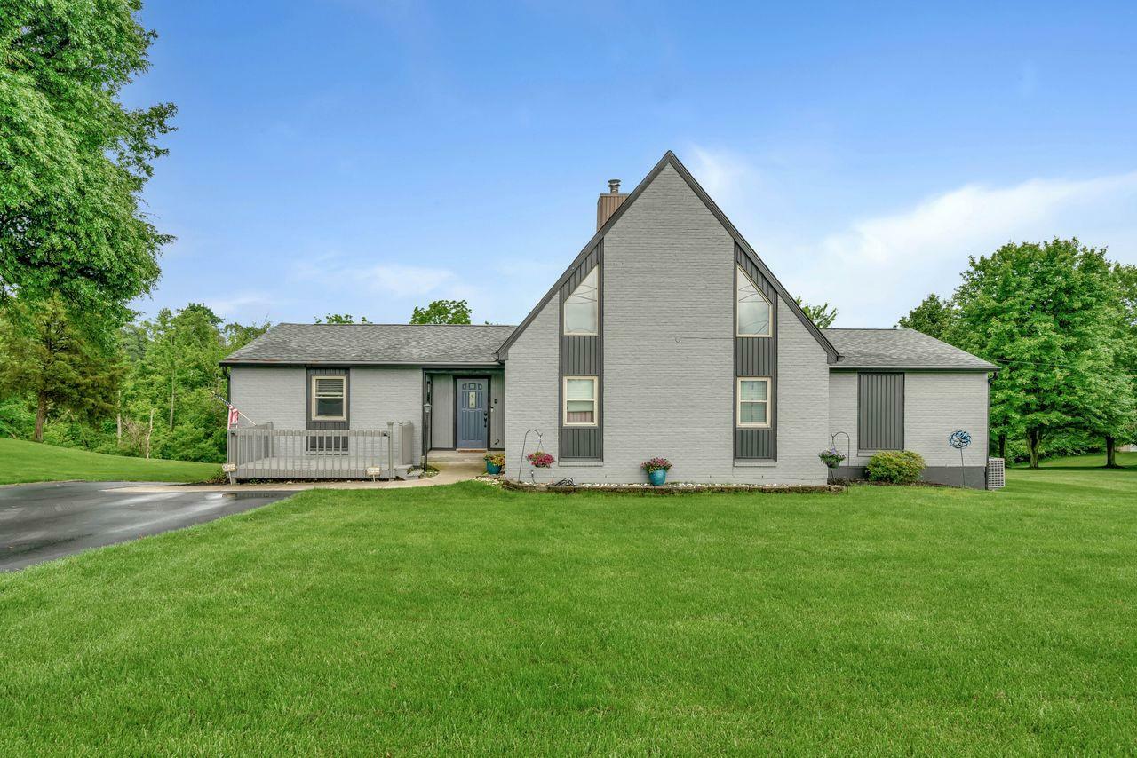 Property Photo: 6173 Springdale Rd OH 45247