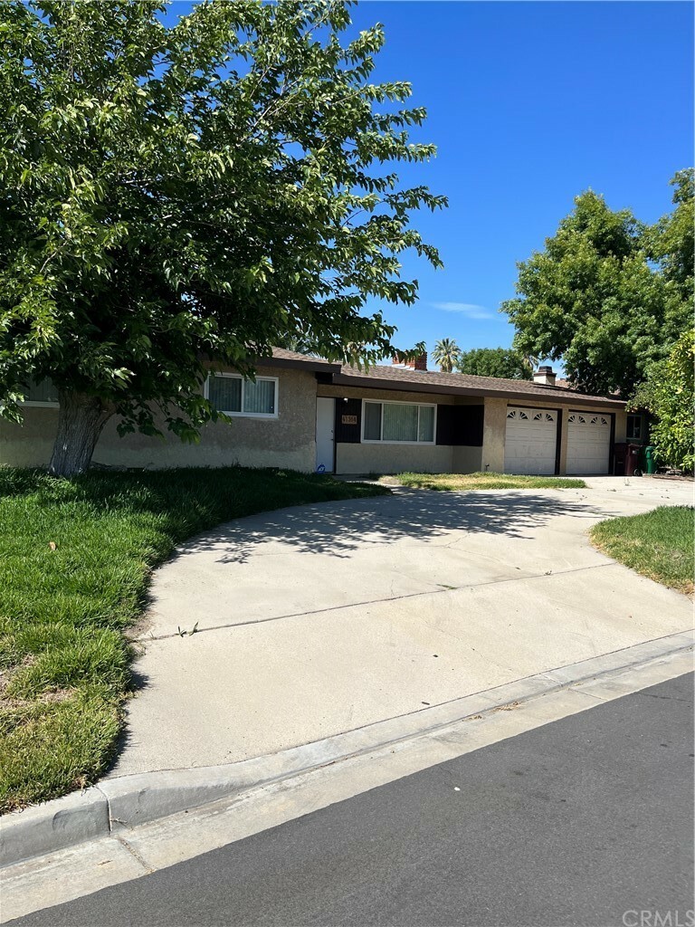 Property Photo: 41364 Orange Place CA 92544