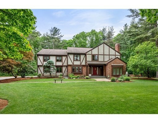 Property Photo:  33 Fox Run  MA 01776 