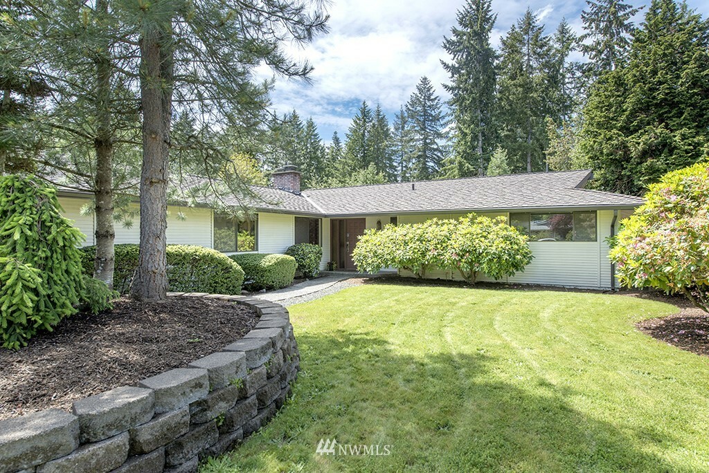 Property Photo:  14413 157th Place SE  WA 98059 