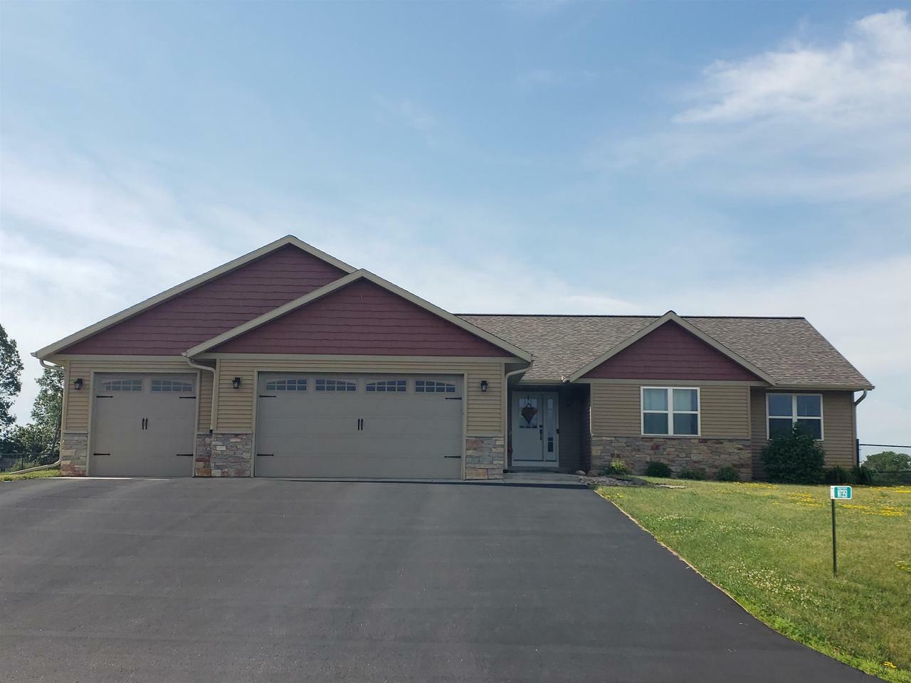 Property Photo:  W7351 White Oak Run  WI 53954 