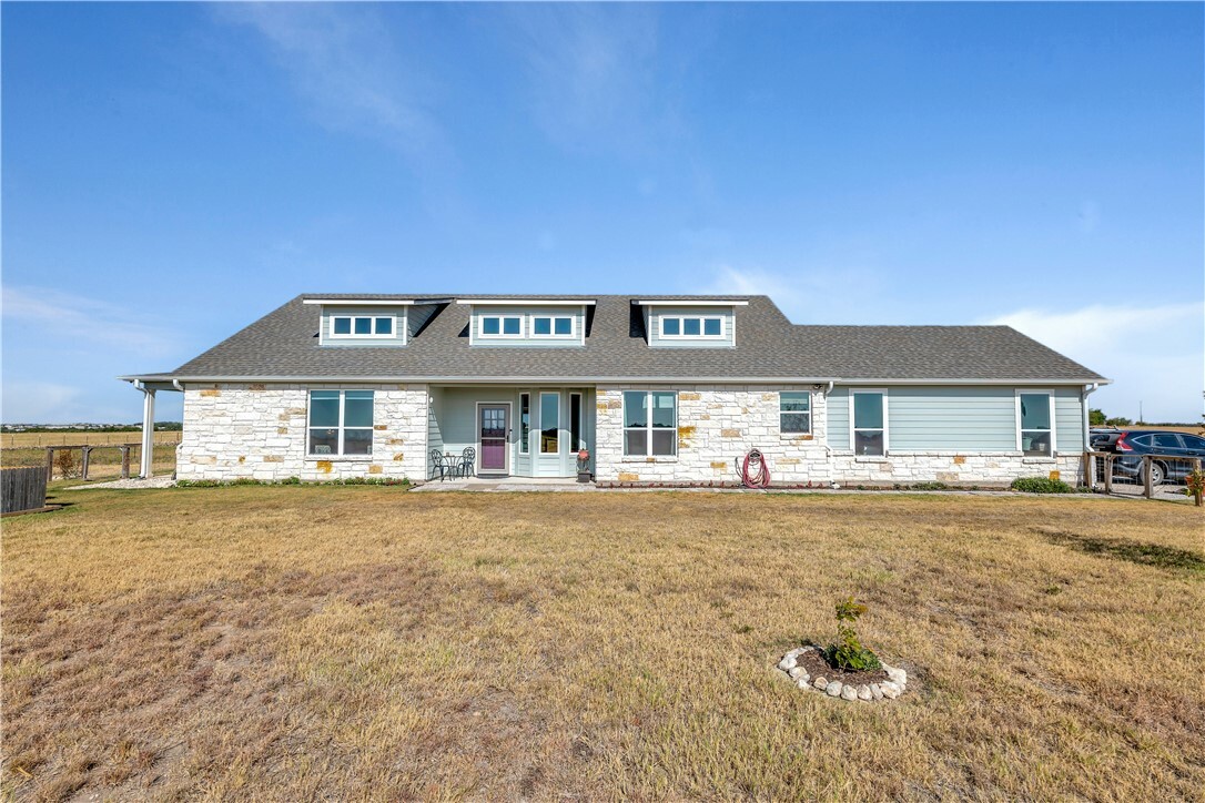 Property Photo:  563 County Road 331  TX 76530 