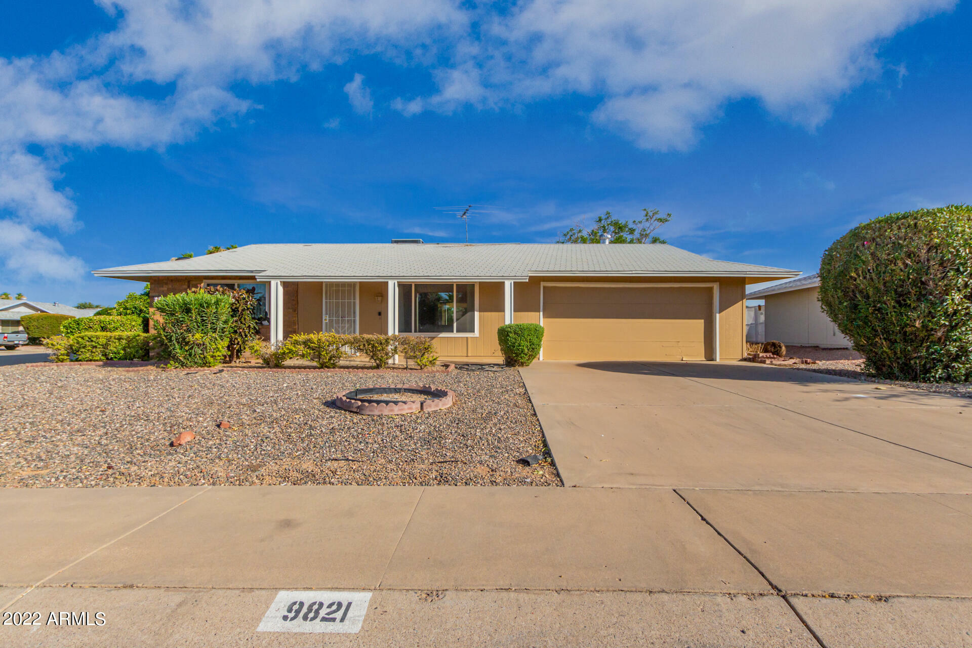 Property Photo: 9821 W Palmer Drive AZ 85351