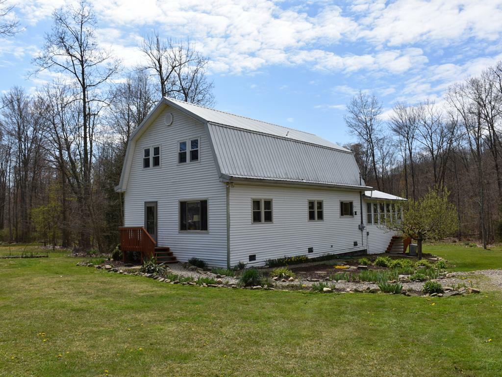 Property Photo: 1960 Buxton Road PA 16354