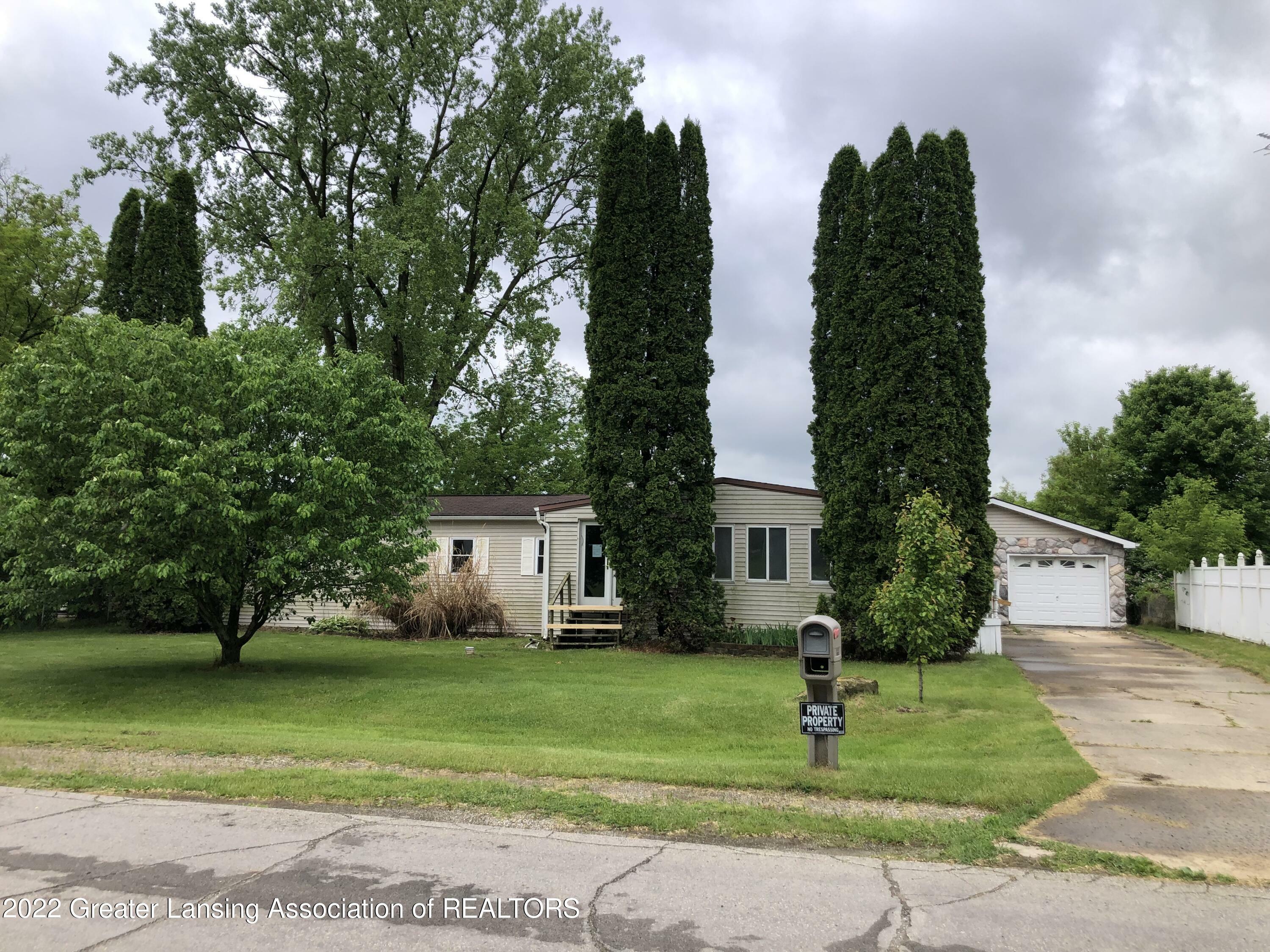 Property Photo:  5952 Fairlane Drive  MI 49240 