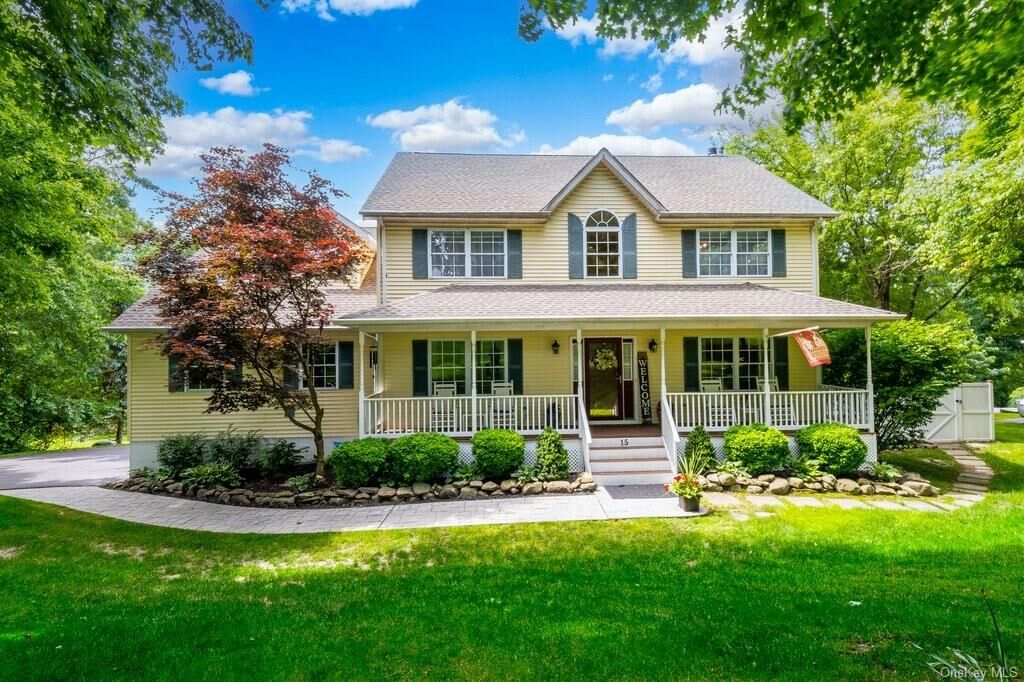 Property Photo:  15 Melissa Lane  NY 10992 