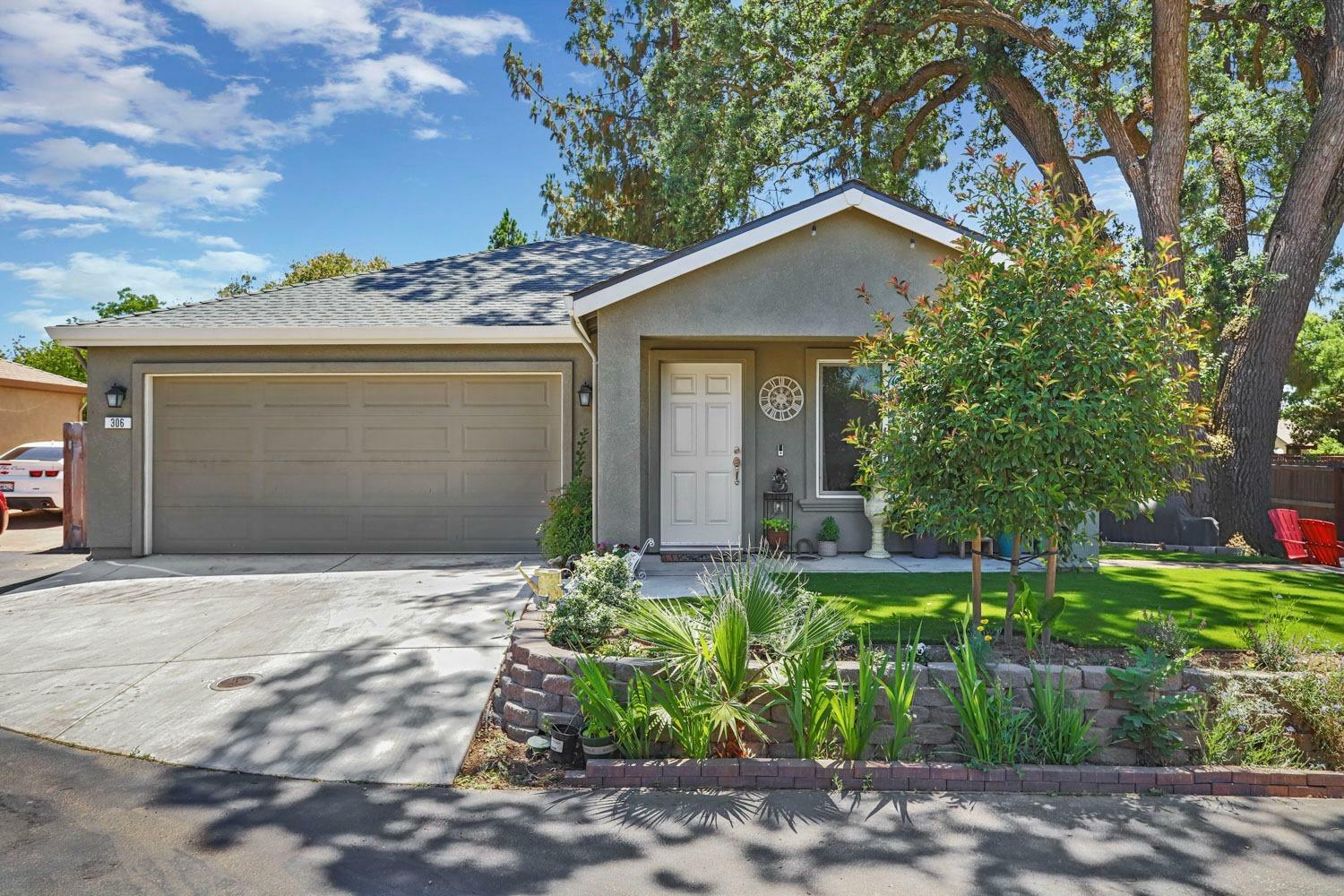 Property Photo:  306 Oak Avenue  CA 95632 