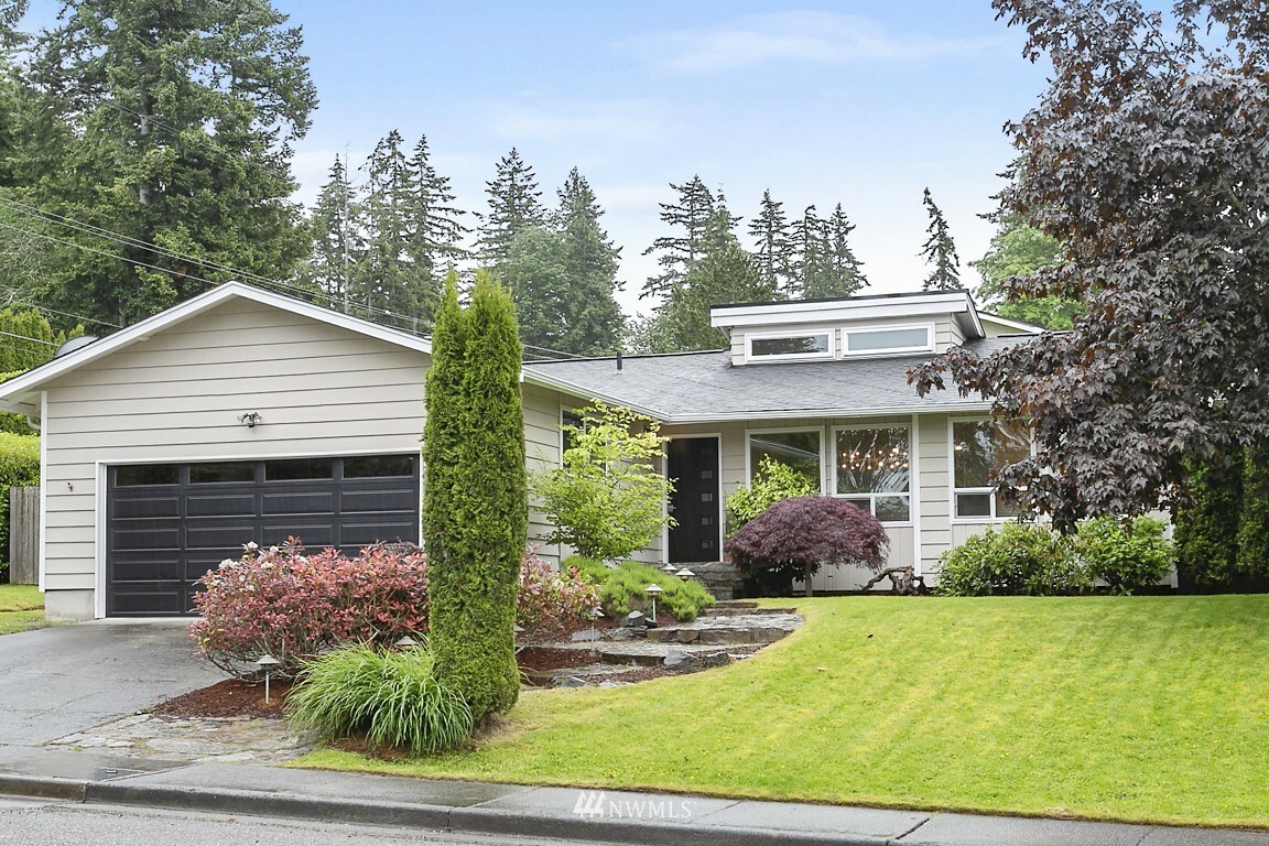 Property Photo: 3906 Bennett Avenue WA 98229
