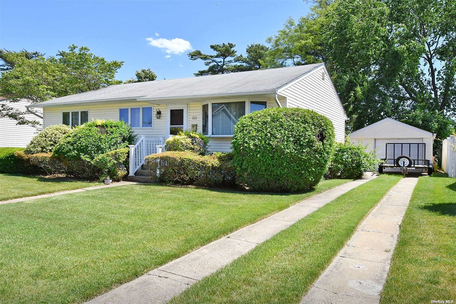 Property Photo:  721 Craft Avenue  NY 11010 