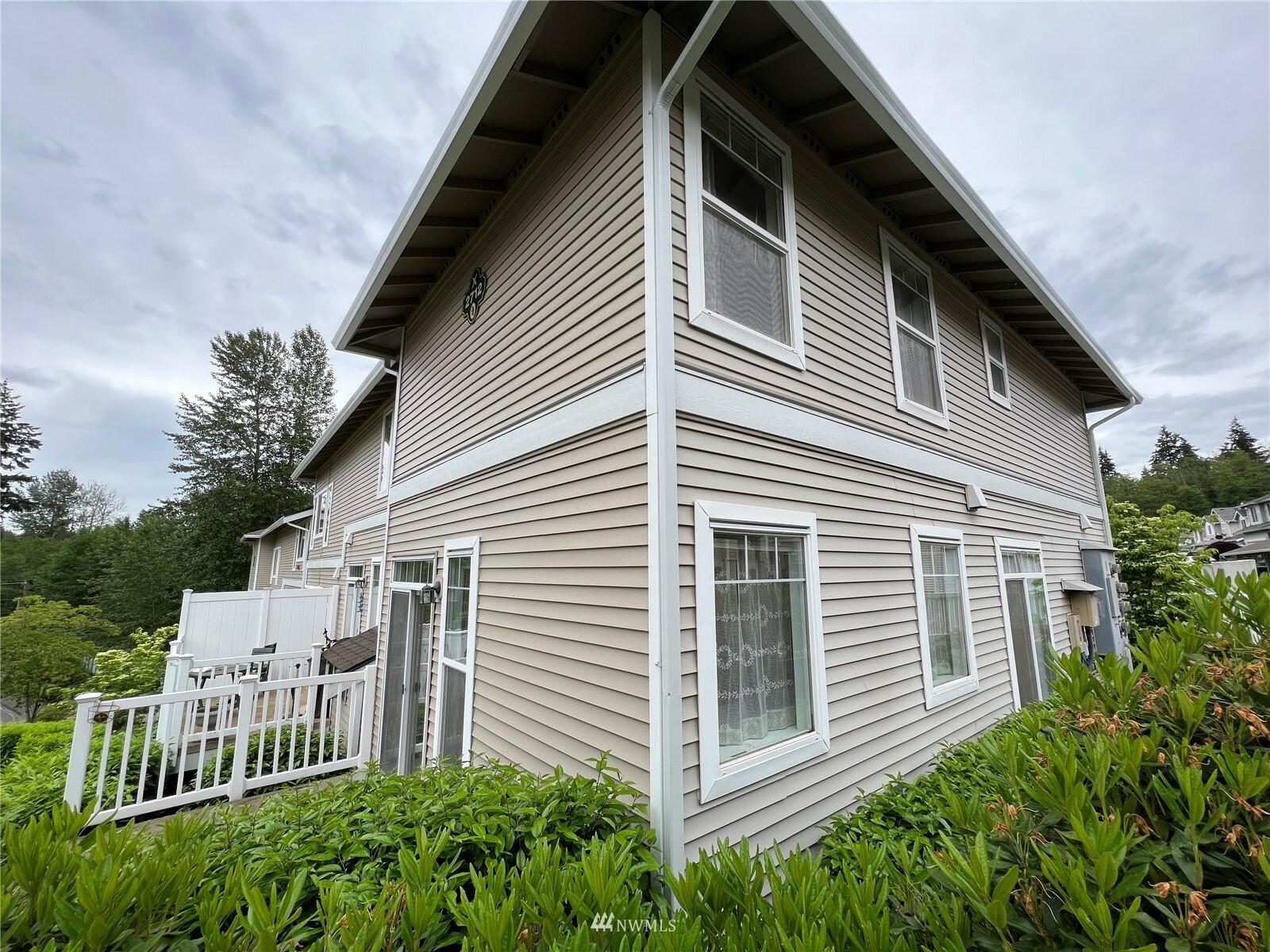 Property Photo:  2712 151st Place SW X101  WA 98087 