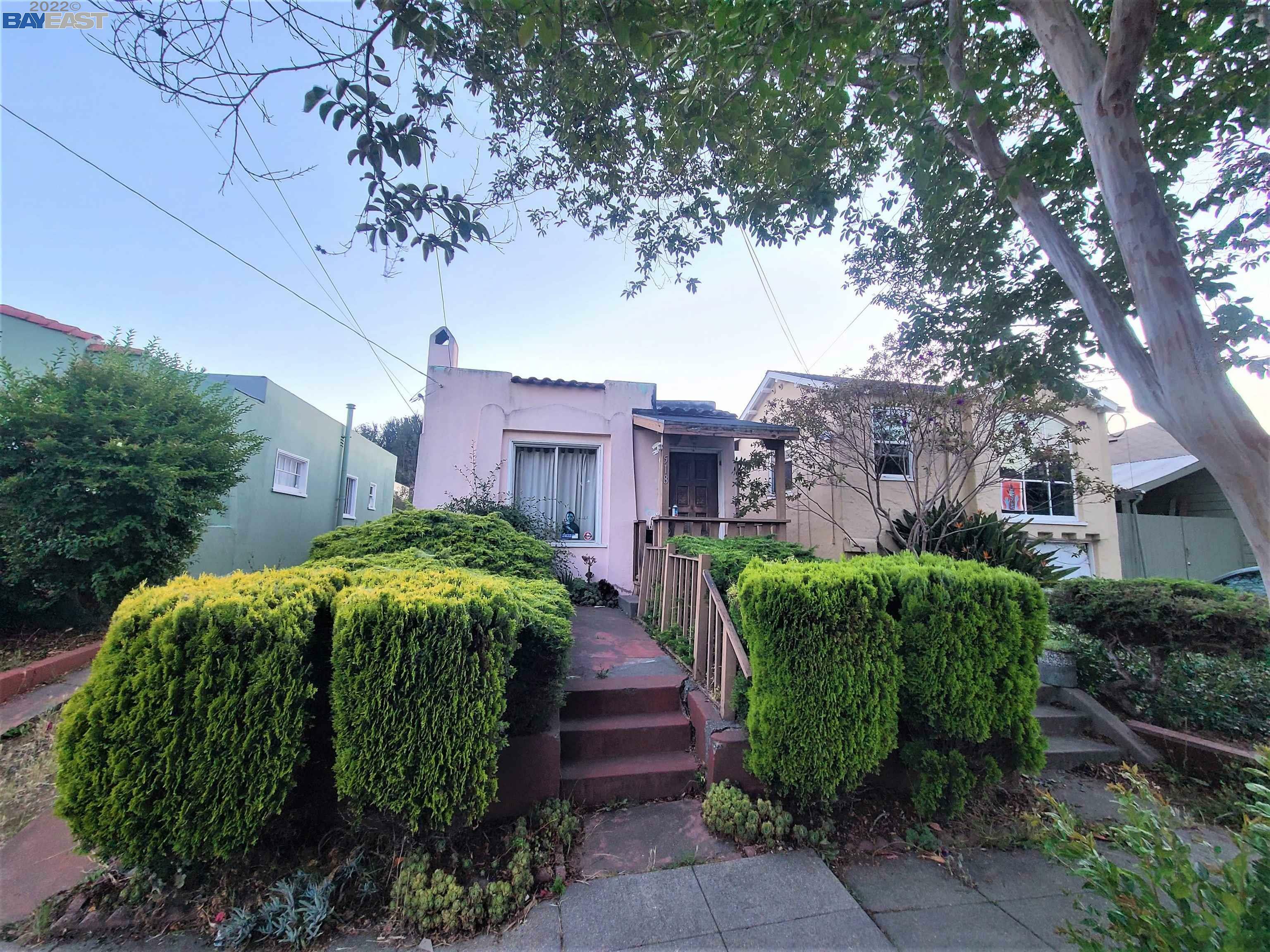 Property Photo:  518 Stannage Ave  CA 94706 