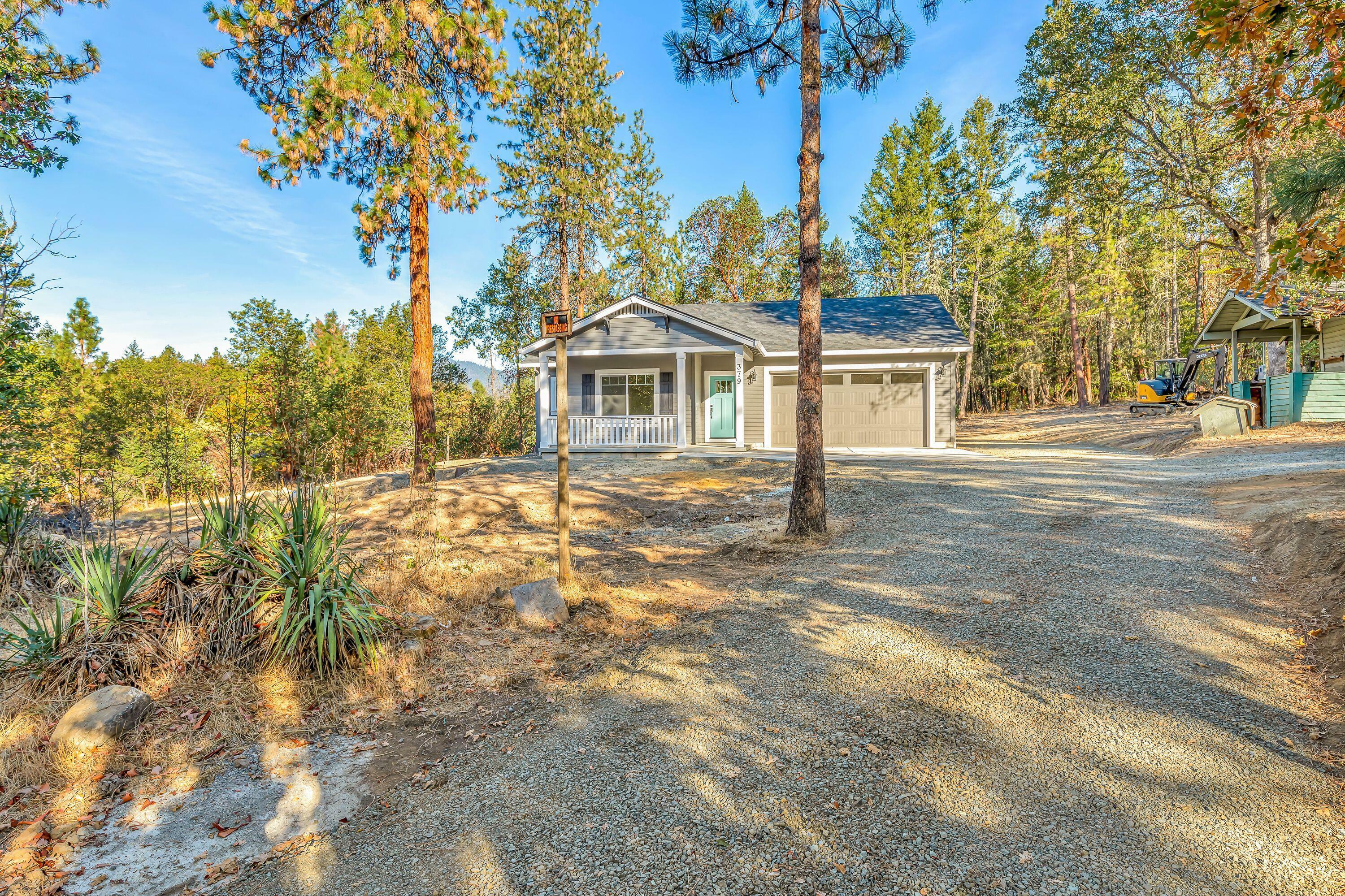 Property Photo: 379 Squirrel Lane OR 97530