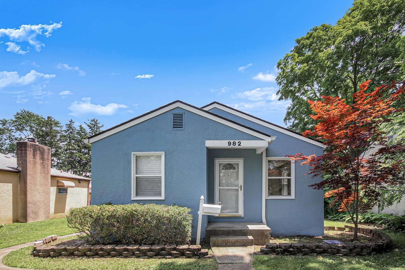 Property Photo:  982 Westphal Avenue  OH 43227 