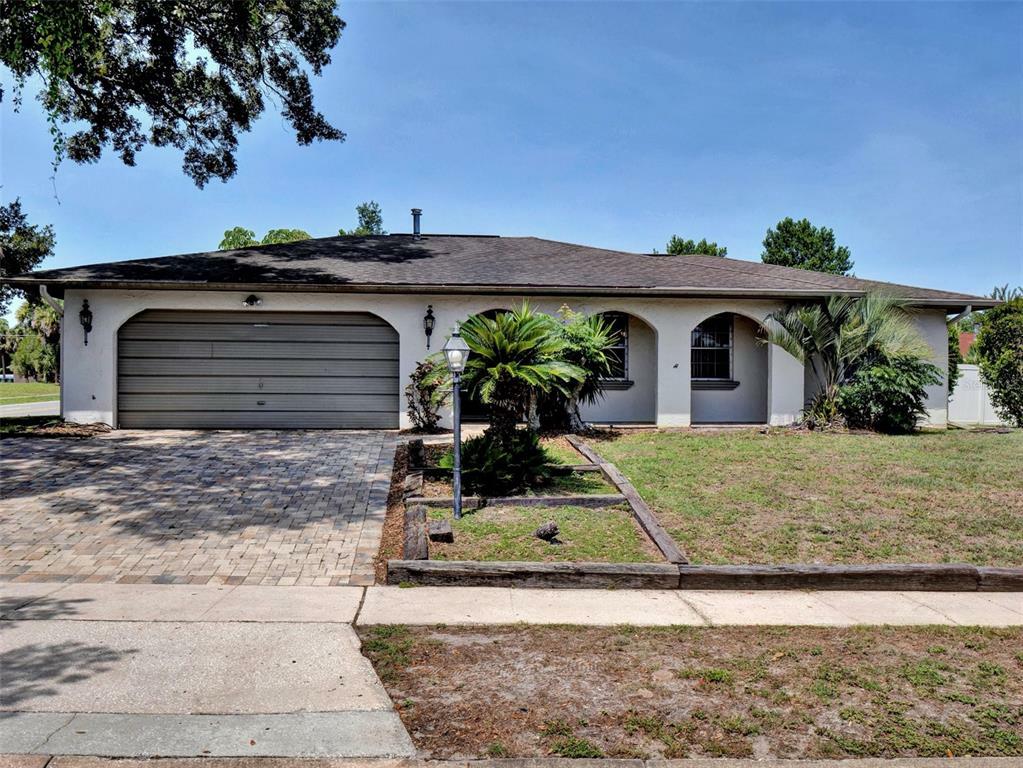 Property Photo:  1195 Roundtable Drive  FL 32707 