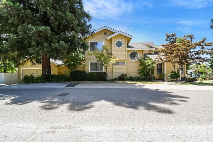 8038 Withrow Court  Fair Oaks CA 95628 photo