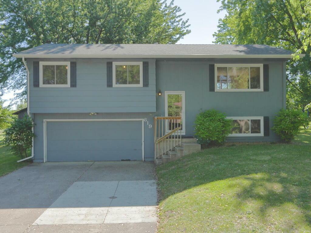 Property Photo: 619 Northgate Circle MN 55395