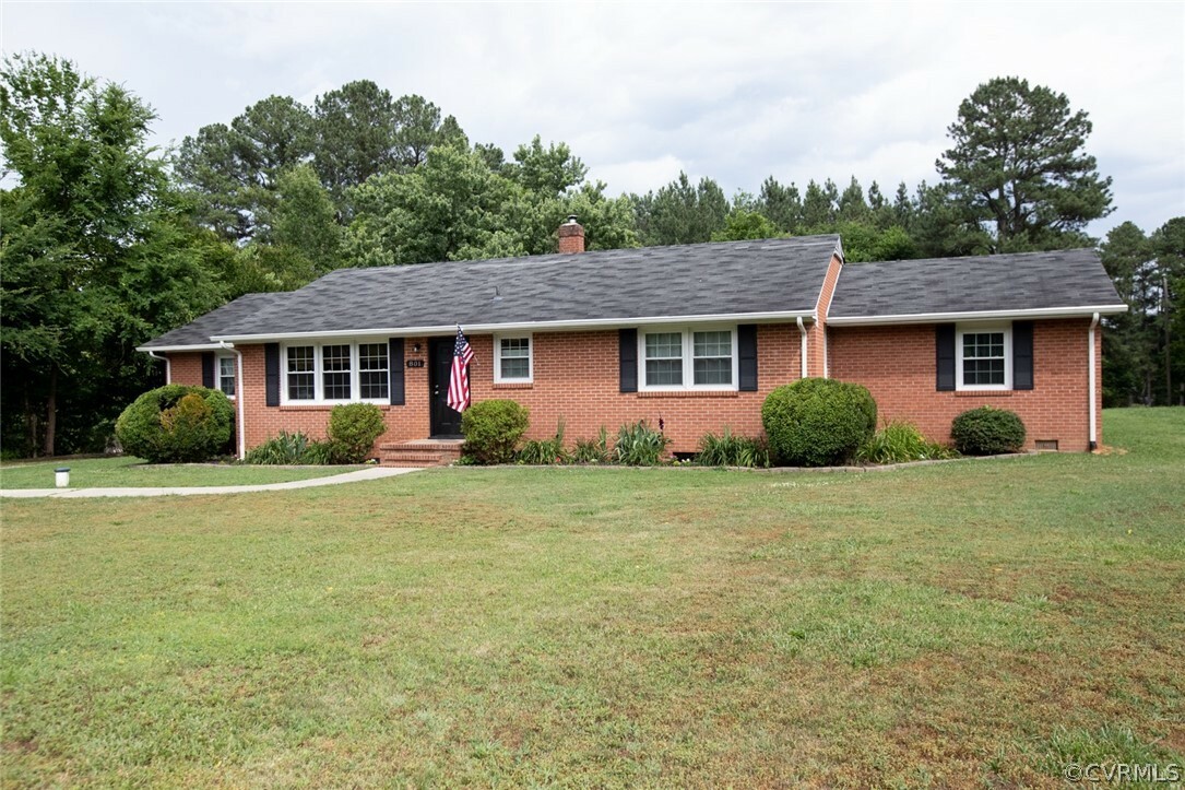 Property Photo:  801 Milnwood Road  VA 23901 