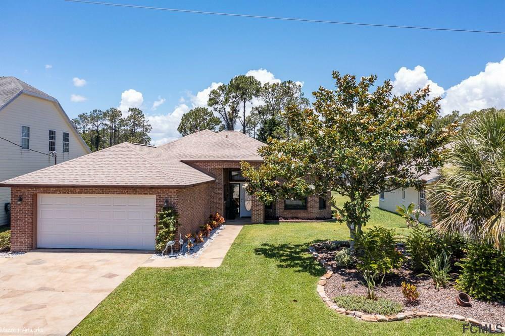 Property Photo:  4 Cute Court  FL 32137 