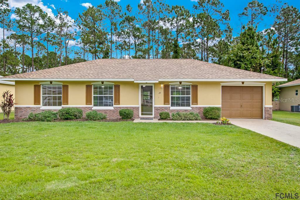 Property Photo: 27 Zoeller Court FL 32164