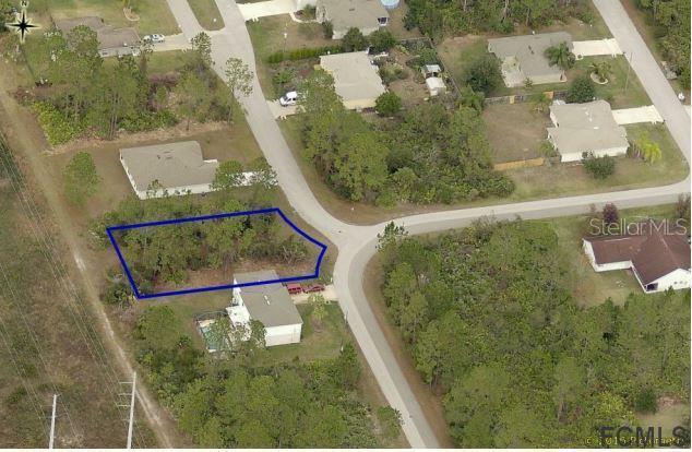Property Photo: 1 Seven Oaks Place FL 32164