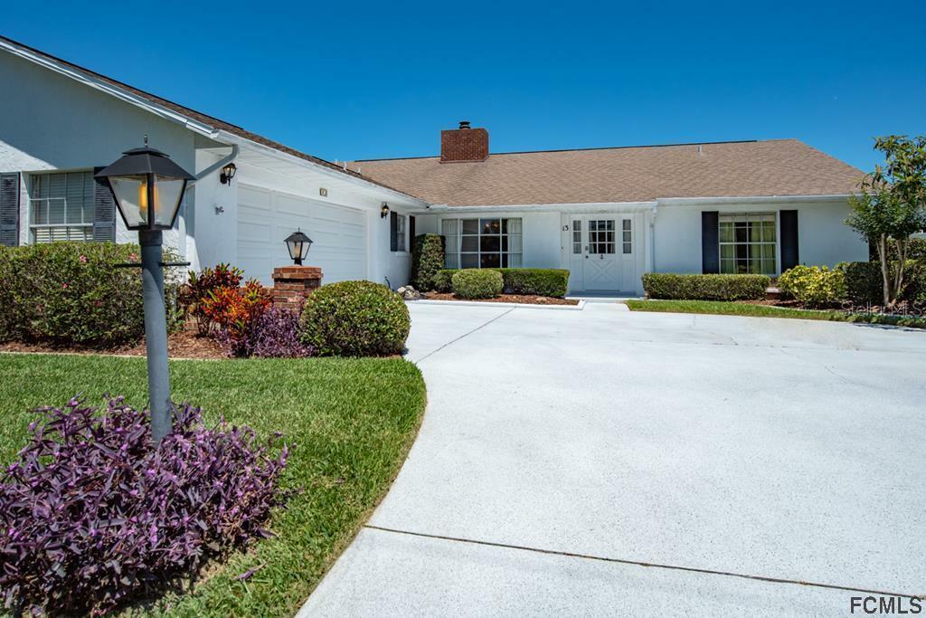 Property Photo: 13 Christopher Court N FL 32137