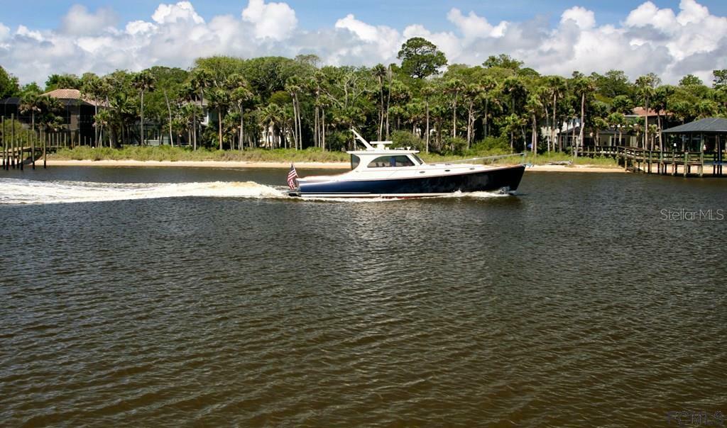 Property Photo:  258 Harbor Village Point N  FL 32137 