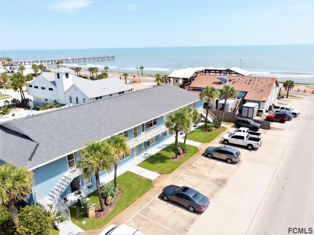 Property Photo: 112 7th Street 12 FL 32136
