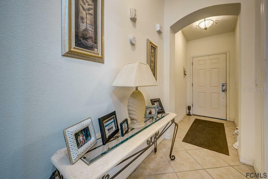 Property Photo:  1300 Canopy Walk Lane 1334  FL 32137 