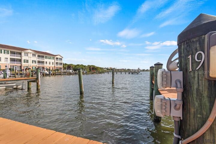 Property Photo:  200 Marina Bay Drive 304  FL 32136 