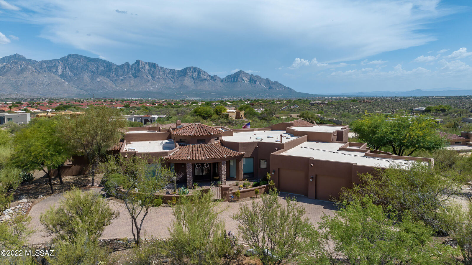 Property Photo:  14361 N Quiet Rain Drive  AZ 85755 