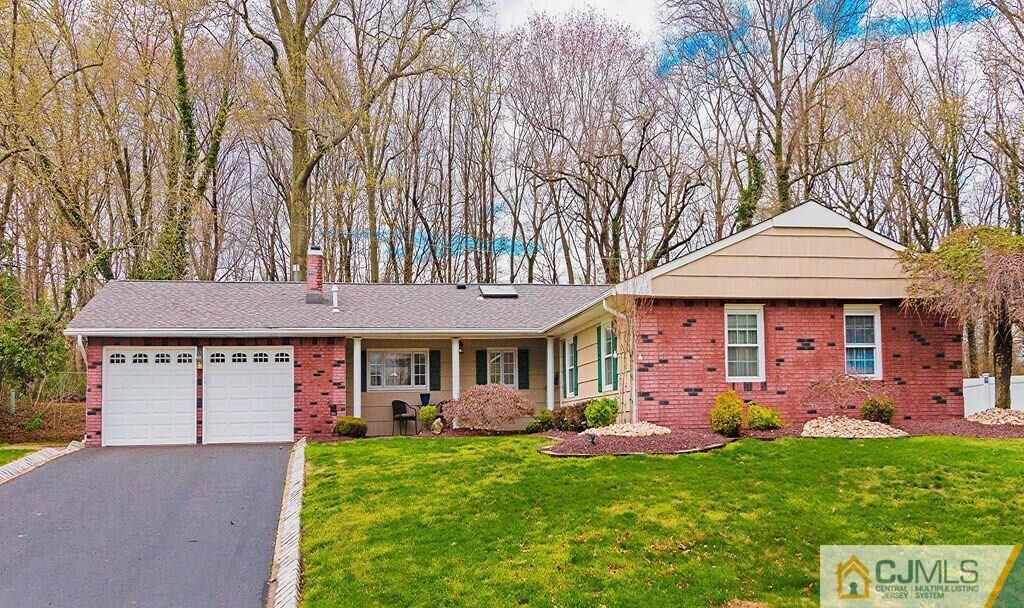 Property Photo:  10 Dogwood Circle  NJ 07747 