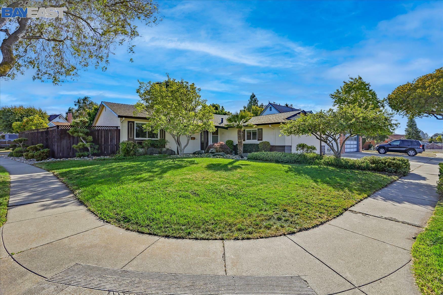 Property Photo: 36441 Bettencourt St CA 94560
