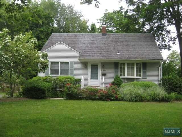 Property Photo:  430 Berkshire Road  NJ 07450 