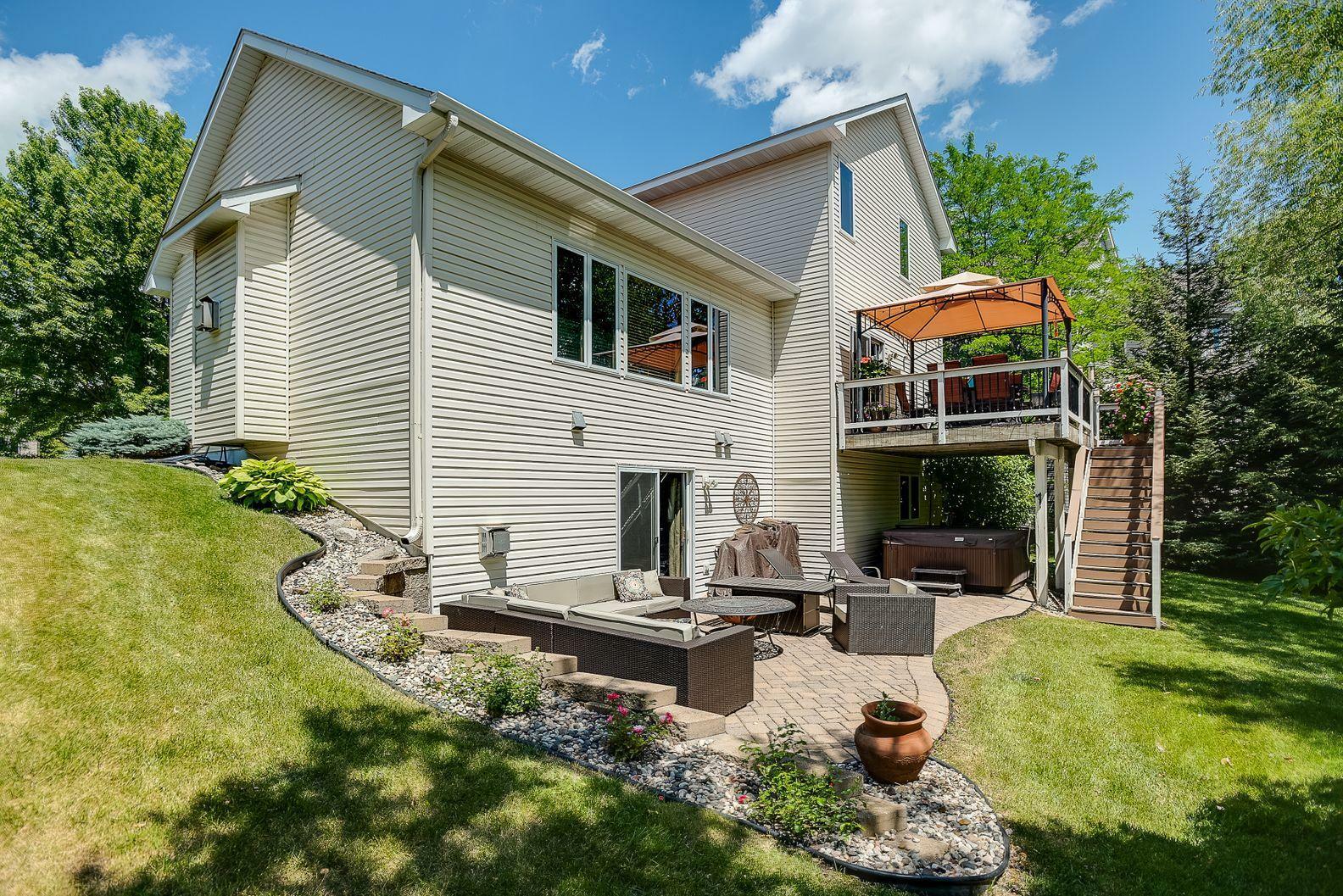 Property Photo: 7579 Walnut Curve MN 55317