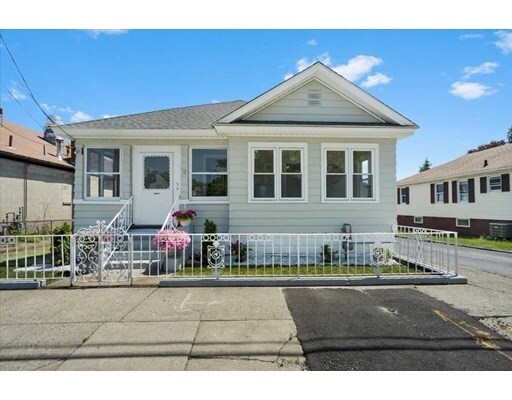 Property Photo: 5 Locust Ave MA 01604