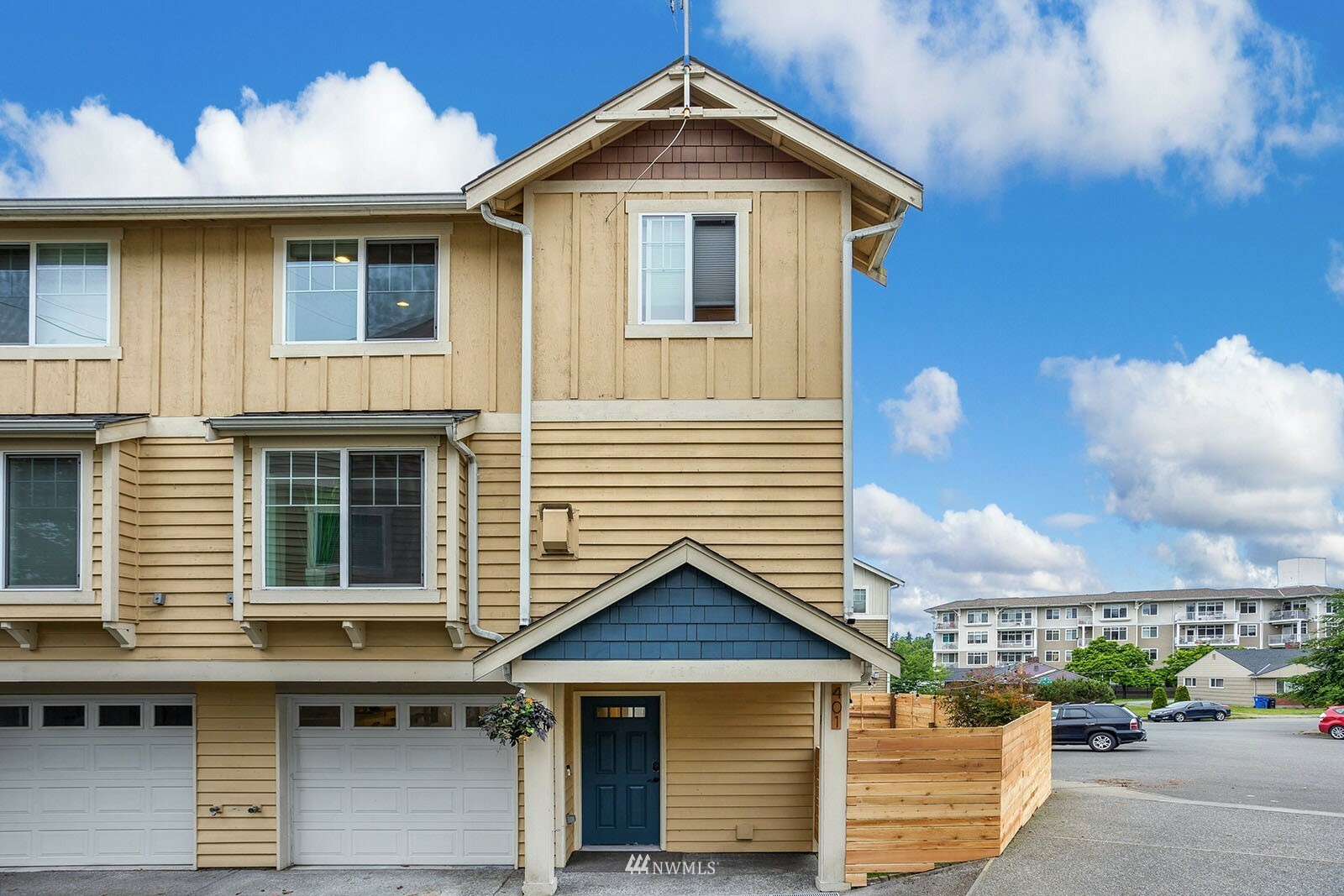 Property Photo:  401 NW 101st Street F  WA 98177 