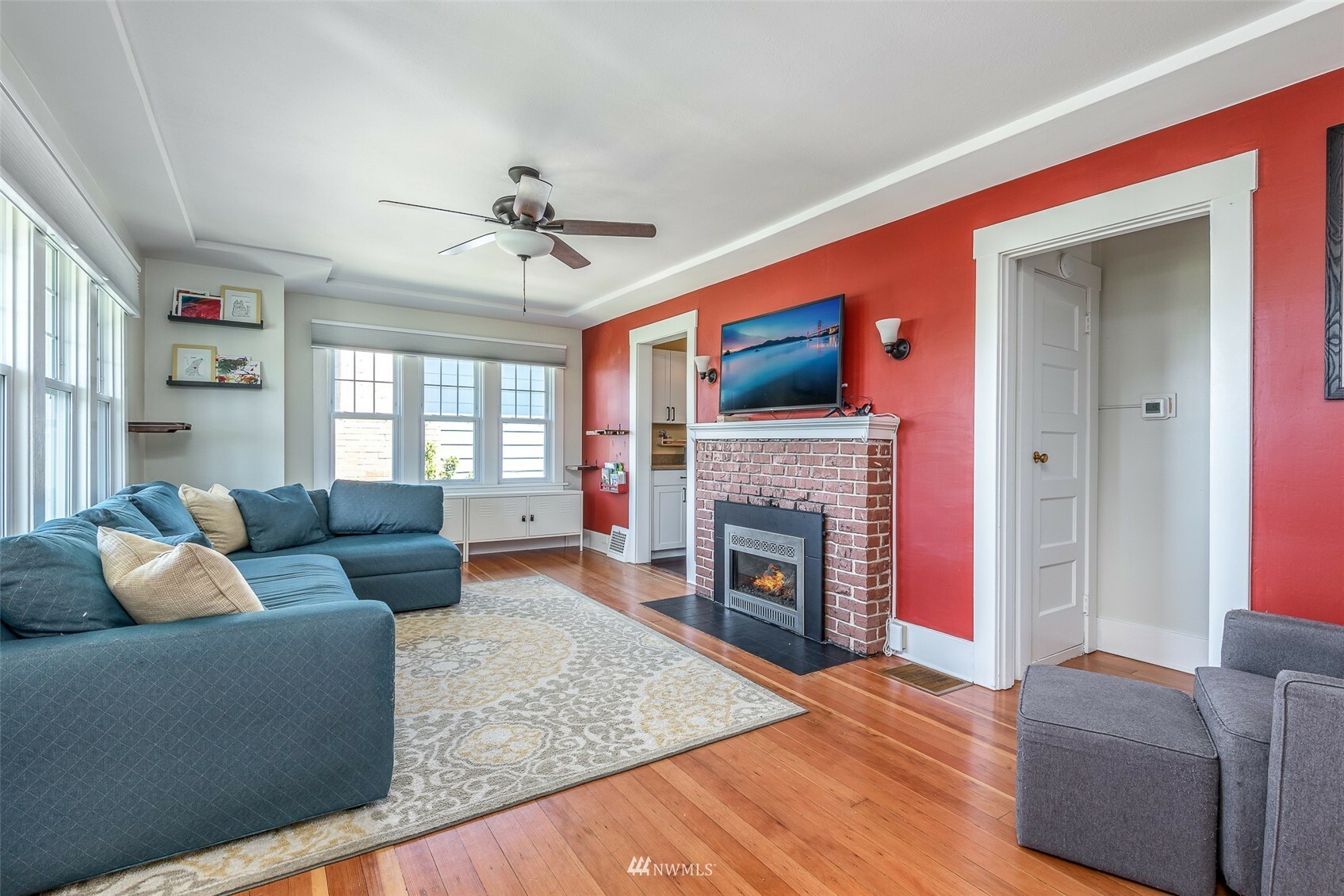 Property Photo: 5620 N 46th Street WA 98407