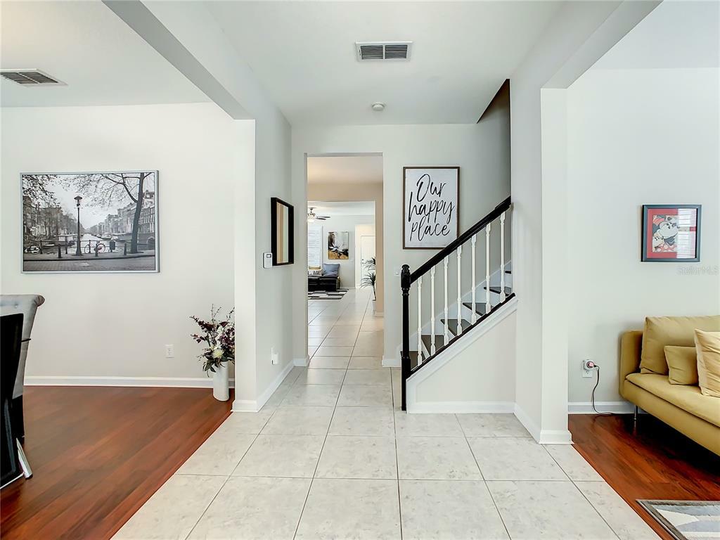 Property Photo:  1115 Tapestry Drive  FL 34747 