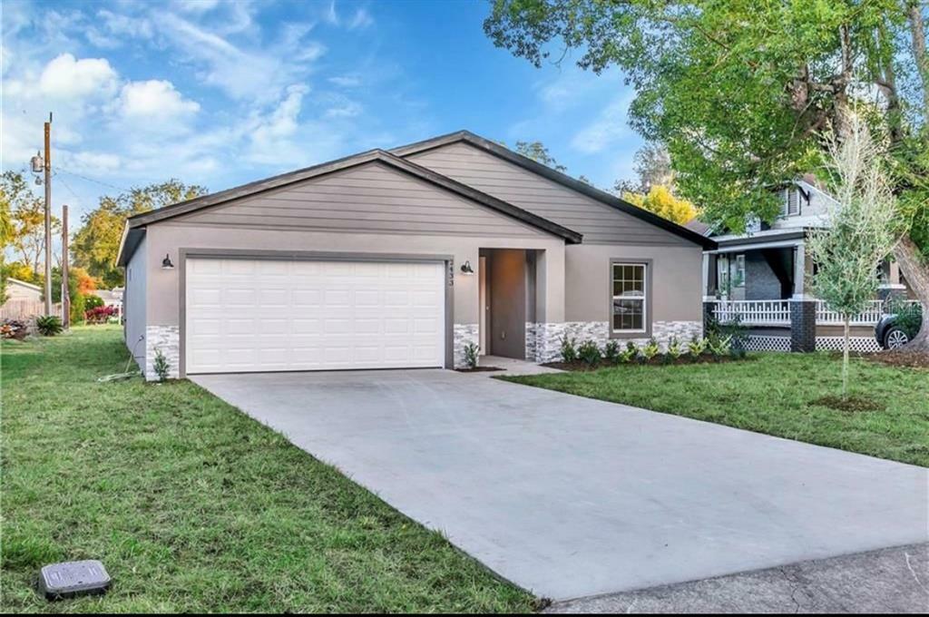 Property Photo: 5524 Shasta Drive FL 32810